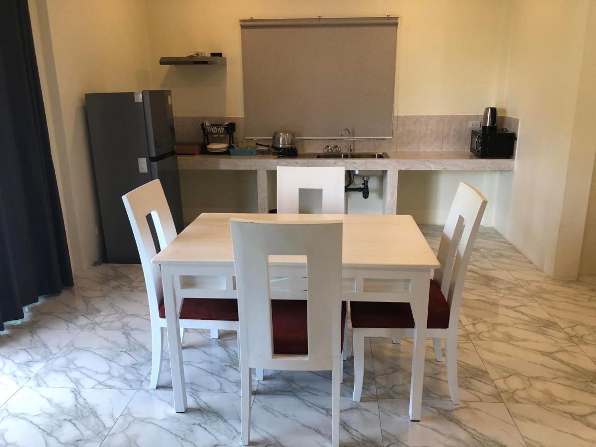 M&N Guesthouse Kata Eksteriør bilde