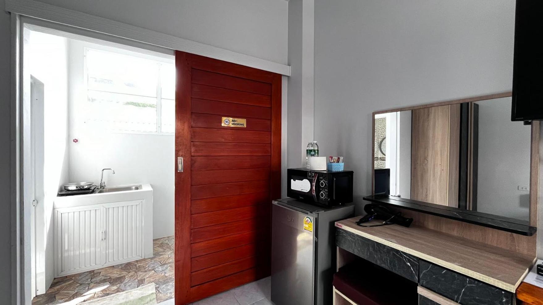 M&N Guesthouse Kata Eksteriør bilde